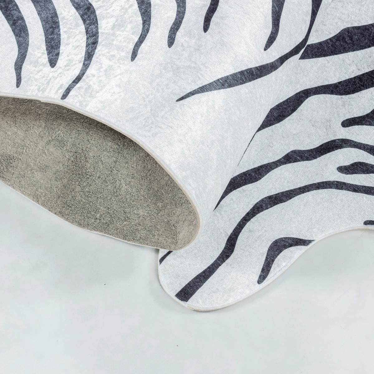 Fellteppich Etosha - Schwarz/Weiß, Design, Textil (150/200cm) - Novel