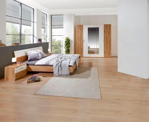 Schlafzimmer-set Katrin 4-tlg. Eiche Dekor/weiß Mit Spiegel - Eichefarben/Weiß, KONVENTIONELL, Holzwerkstoff (180/200cm)