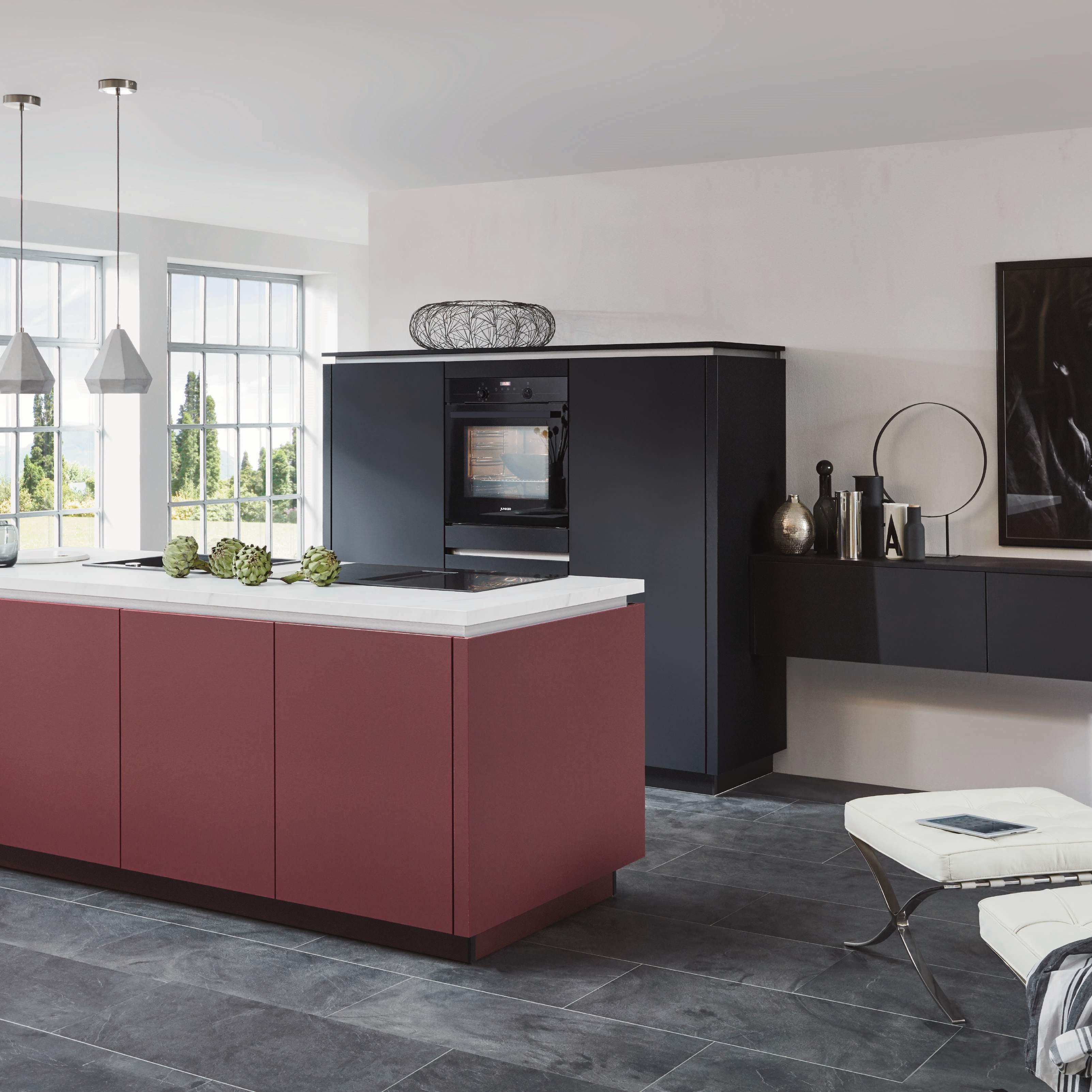 Einbauküche Eastbourne Frei Planbar In Rot Und Schwarz - Rot/Schwarz, MODERN, Holzwerkstoff - Vertico