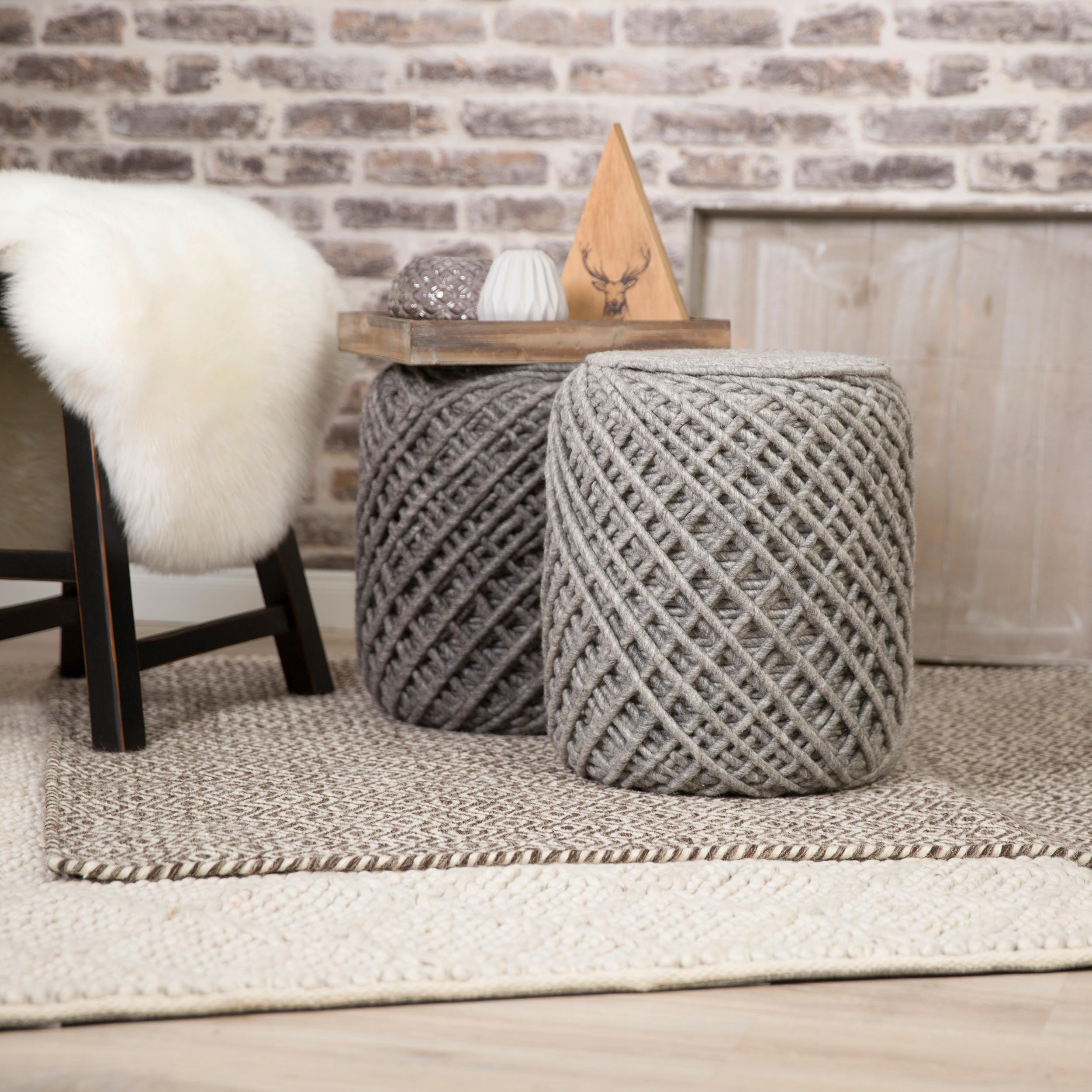Pouf Pour Royal - Silberfarben, Trend, Textil (40/40cm) - Obsession