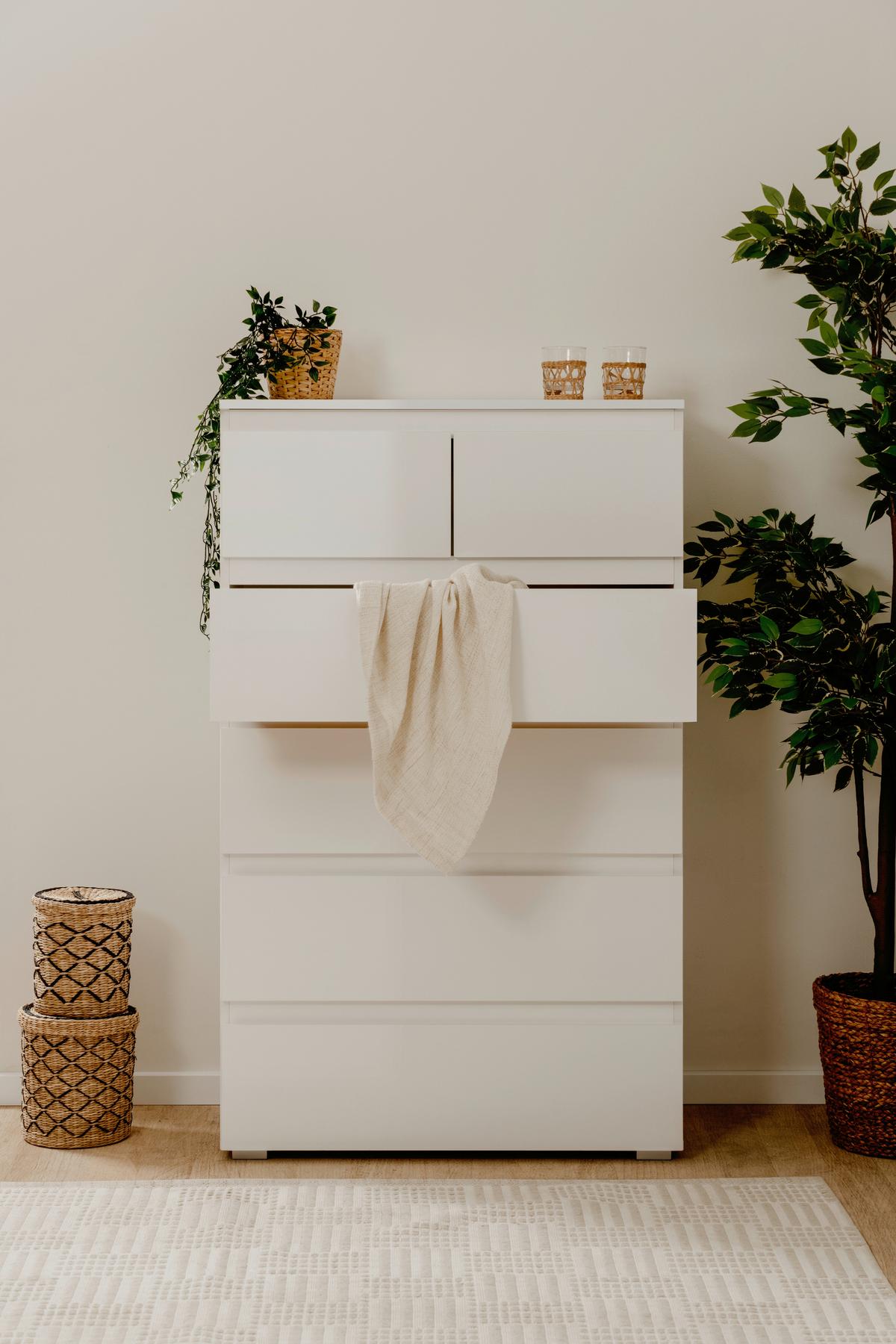 Kommode Capetown Melamin Weiß, B: 80 Cm - Silberfarben, Trend, Holzwerkstoff (80/131,5/40cm)
