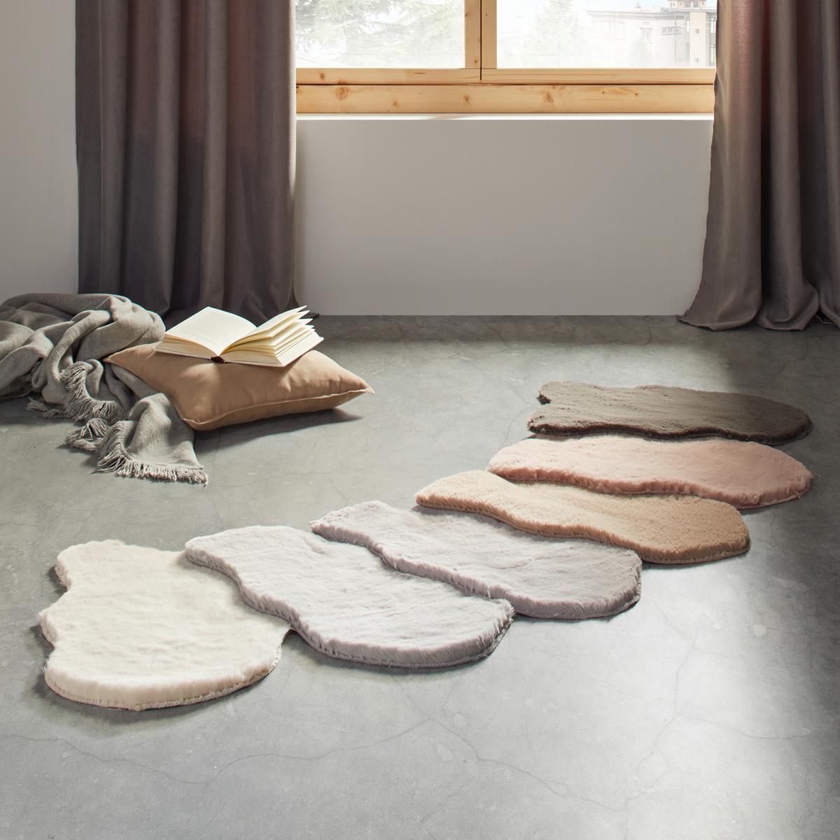 UMĚLÁ KOŽEŠINA Moia, 40/57cm - šedá/růžová, Lifestyle, textil (40/57cm) - Mömax