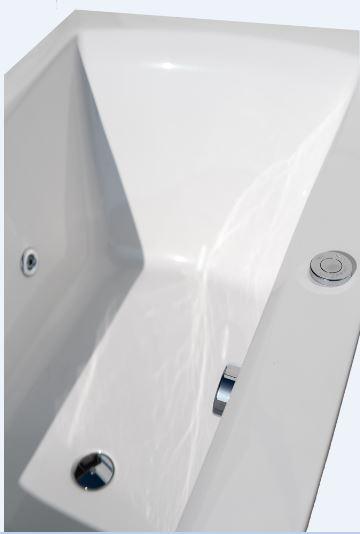 Whirlpool mit fünf Massagedüsen