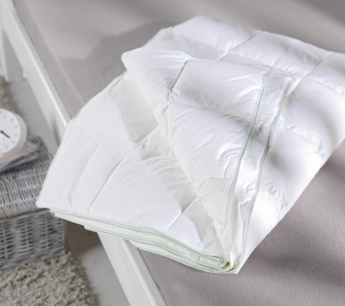 PÉŘOVÁ PŘIKRÝVKA Modern-lehká, 135/200 cm - bílá, textil (135-140/200cm) - Nadana