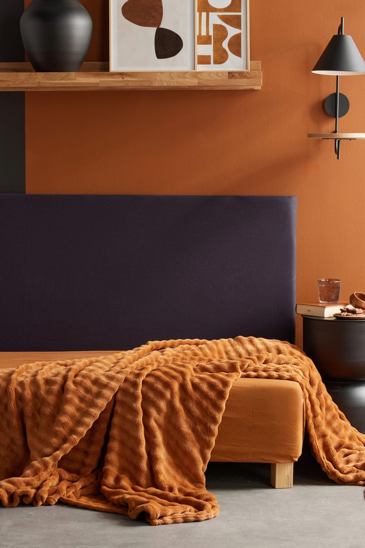 MĚKKÁ DEKA MOKA - koňaková, Moderní, textil (130/180cm)