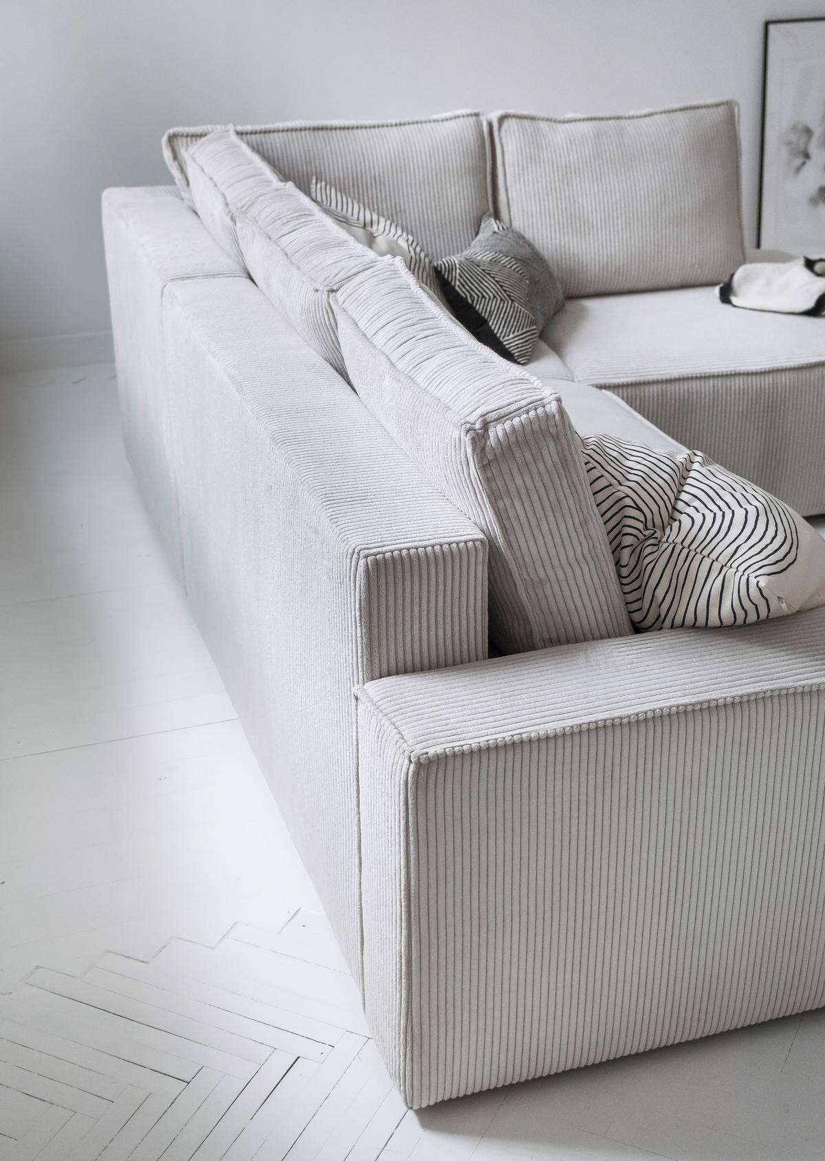 Sedačka OLIVER, pravá, béžová farba - čierna/béžová, Design, textil/plast (247/194cm) - MID.YOU