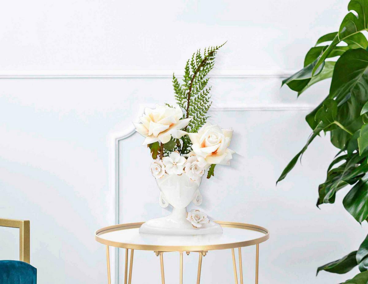 Vase Woman Young Weiß, Goldfarben B: 21,7 Cm - Goldfarben/Weiß, Basics, Keramik (21,7/21/14cm)