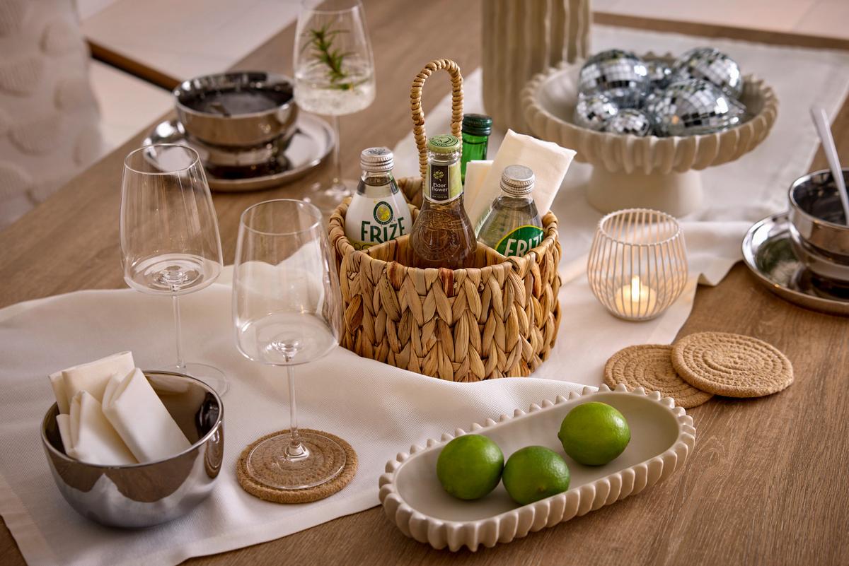 Dezertný tanier SHINY SILVER - strieborná, Modern, keramika (21,5/2,3cm) - Mömax