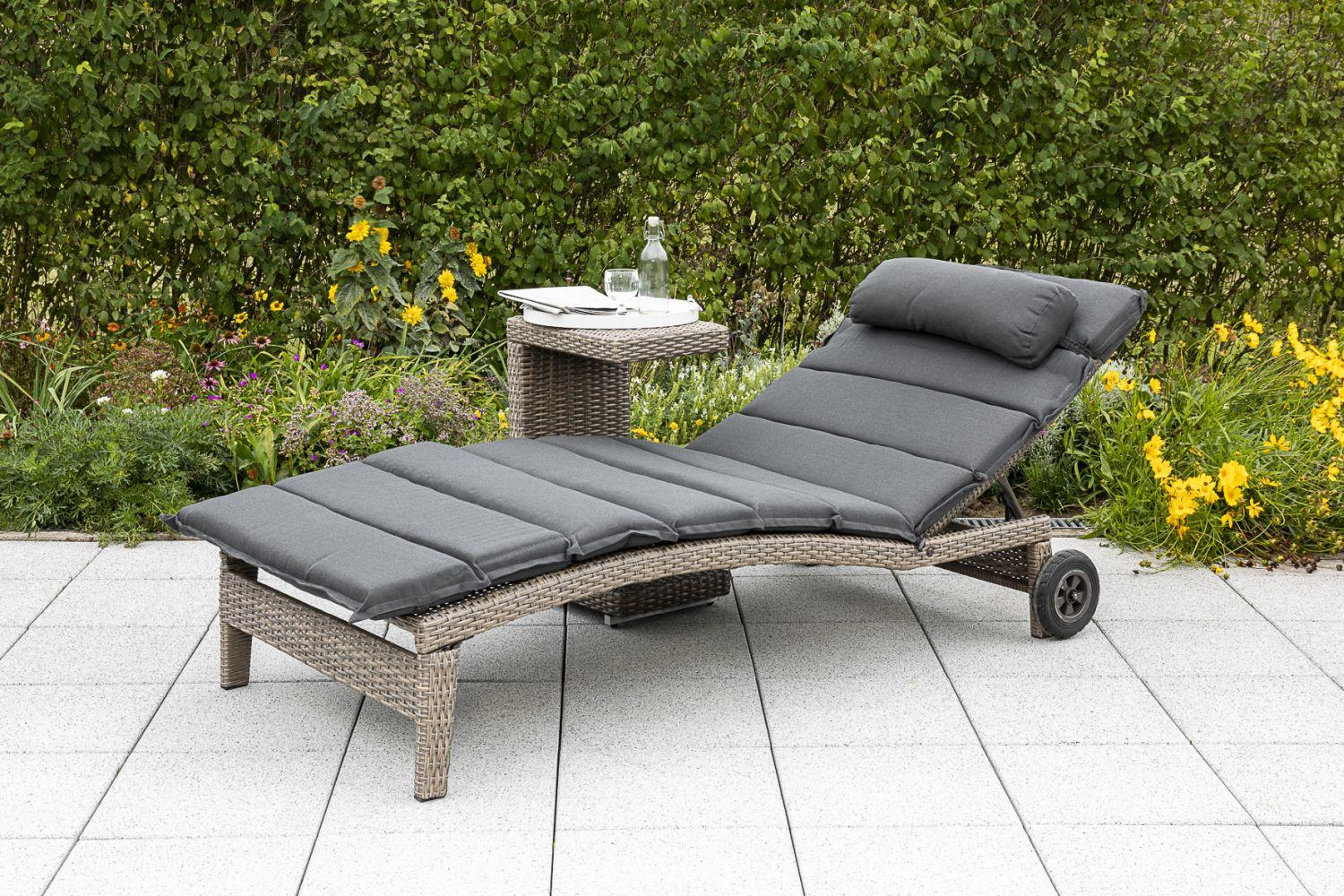 Gartenbeistelltisch Zwei Ebenen Andalusia Grau - Grau, ROMANTIK / LANDHAUS, Kunststoff/Metall (33/64/42cm) - Gardenson