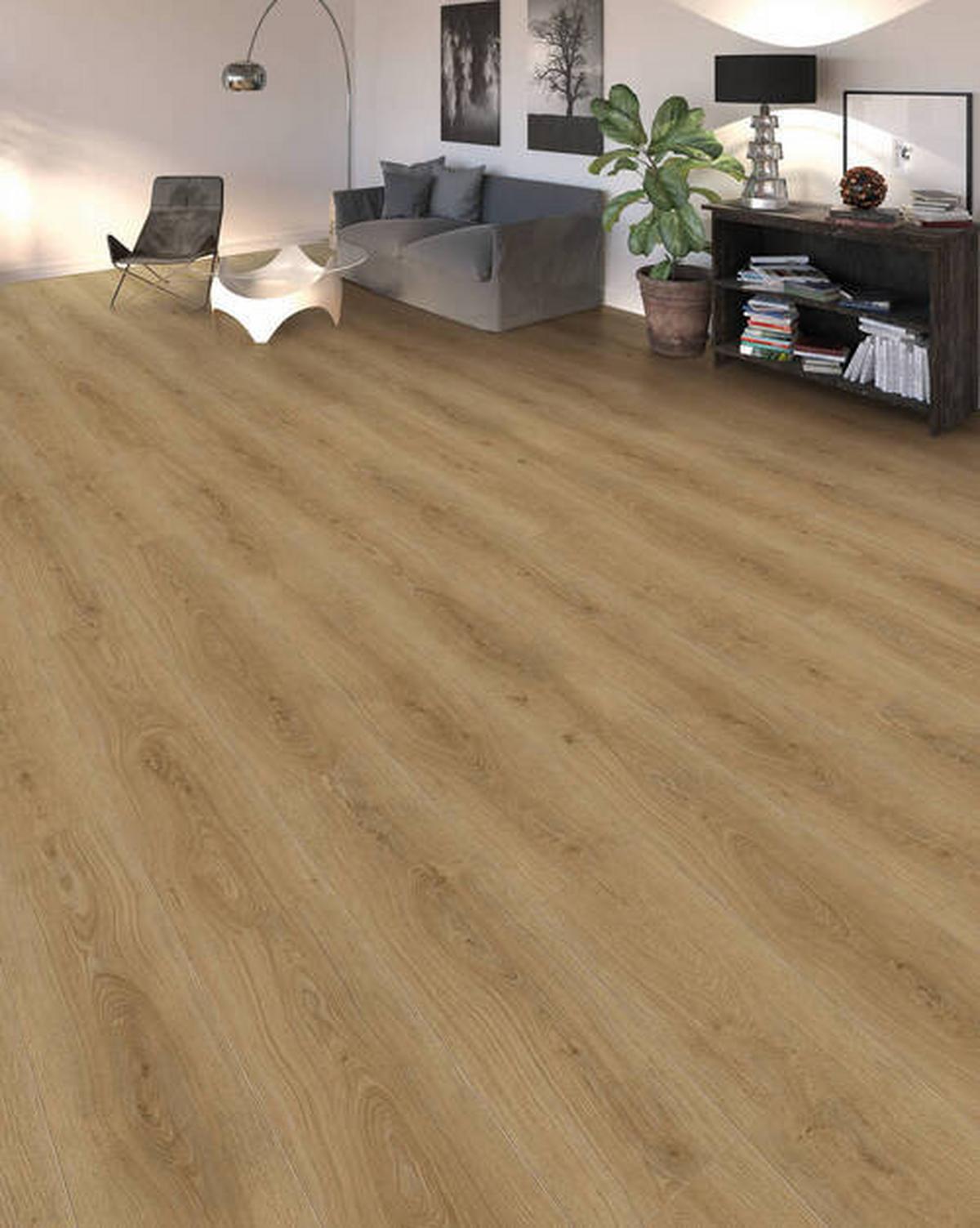 Designboden Eichefarben Lhd. Stärke 8mm - Eichefarben, Basics, Holzwerkstoff (23.5/128.2cm) - Living by HARO