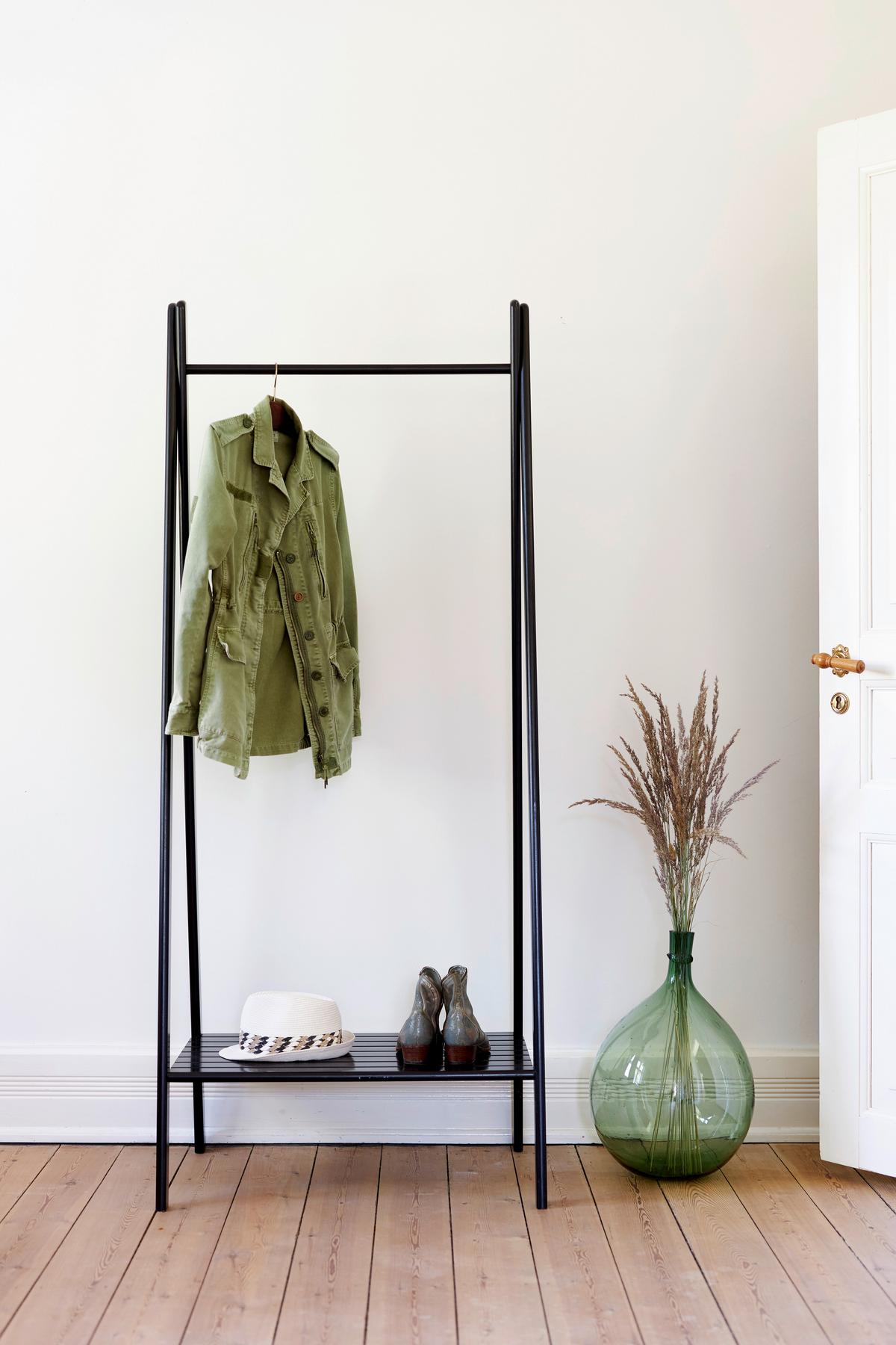 Kleiderständer Noble Schwarz Bambus + Kleiderstange H:180cm - Schwarz, ROMANTIK / LANDHAUS, Holz (74/180/50cm) - MID.YOU