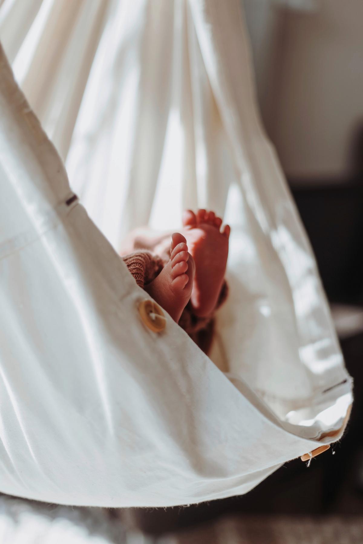 Federwiege Anthrazit/Beige - Anthrazit/Beige, Basics, Holz/Textil (135/194/135cm) - SCHMUSEWOLKE