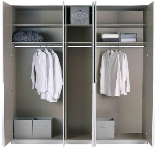 Drehtürenschrank mit Spiegeltüren und Kleiderstangen