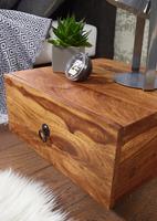 Nachtkästchen in Schwebeoptik Nachtkästchen in Schwebeoptik