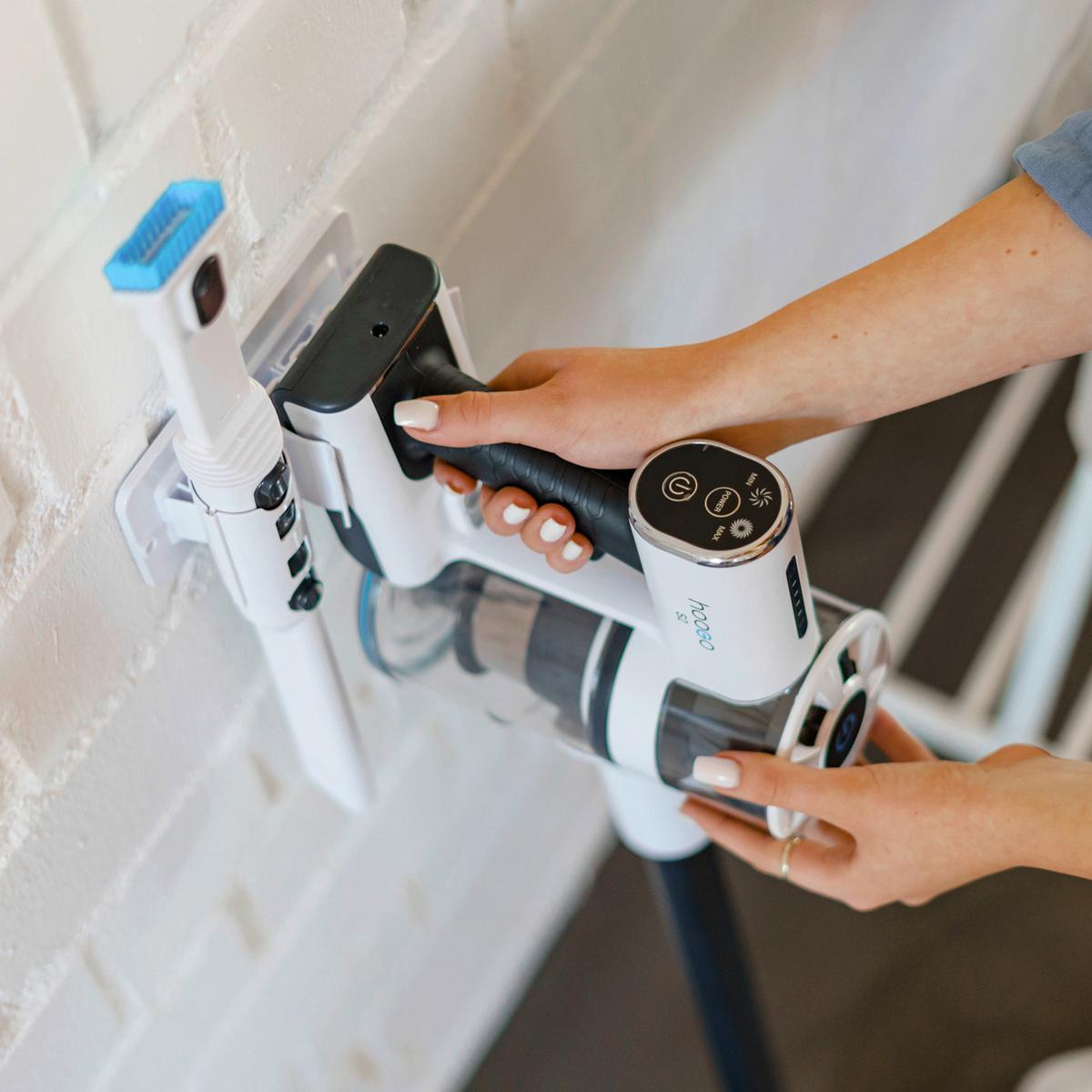 Akku-Handstaubsauger 200W, 35 min. Laufzeit - Dunkelgrau/Weiß, Basics, Kunststoff (30/21/10cm)