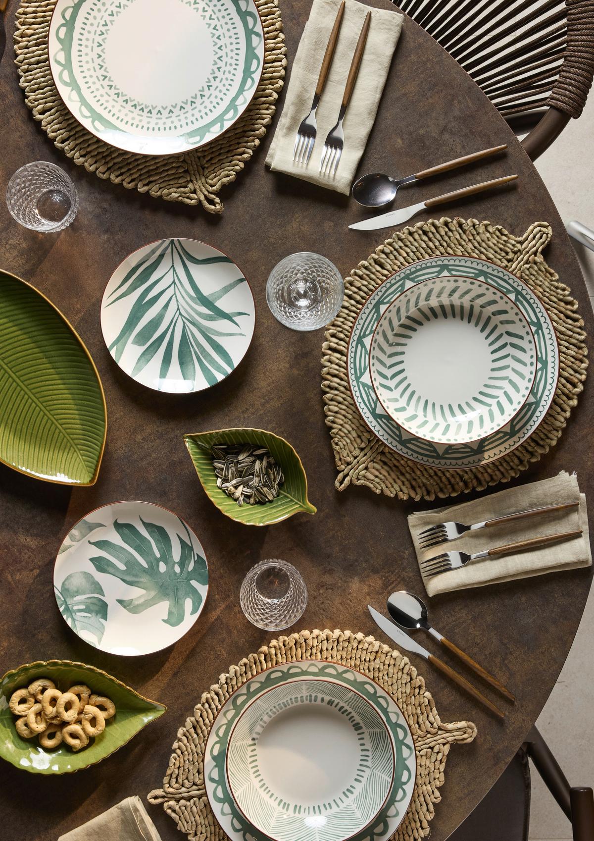 Besteckset Antony 24--Teilig. mit Holzgriff - Edelstahlfarben, Basics, Metall - Tognana