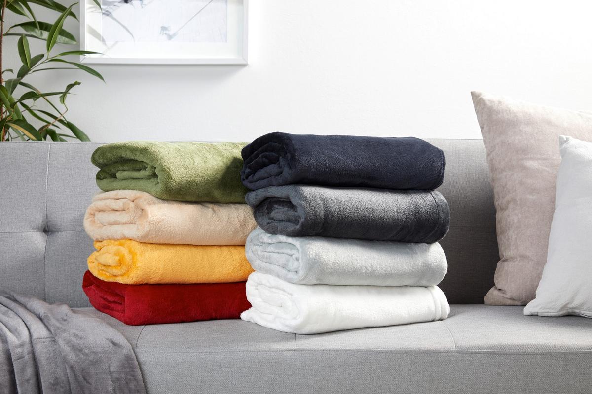 Kuscheldecke Marlies Sandfarben 150x200 cm Flanell - Sandfarben, MODERN, Textil (150/200cm) - Luca Bessoni