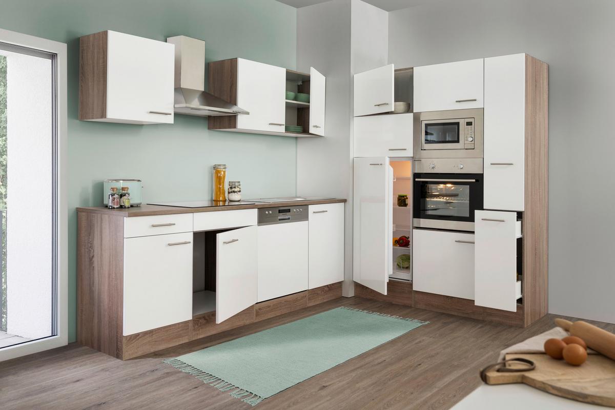 Moderne Küchenzeile mit Kühlschrank und Gefrierteil