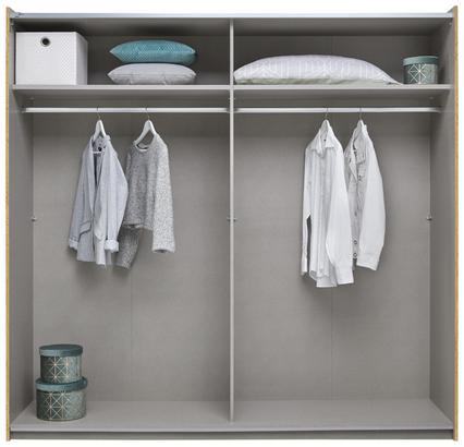 Schiebetürenschrank
