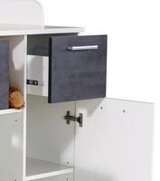Wickelkommode mit Wickelaufsatz und Ablagefläche Wickelkommode mit Wickelaufsatz und Ablagefläche