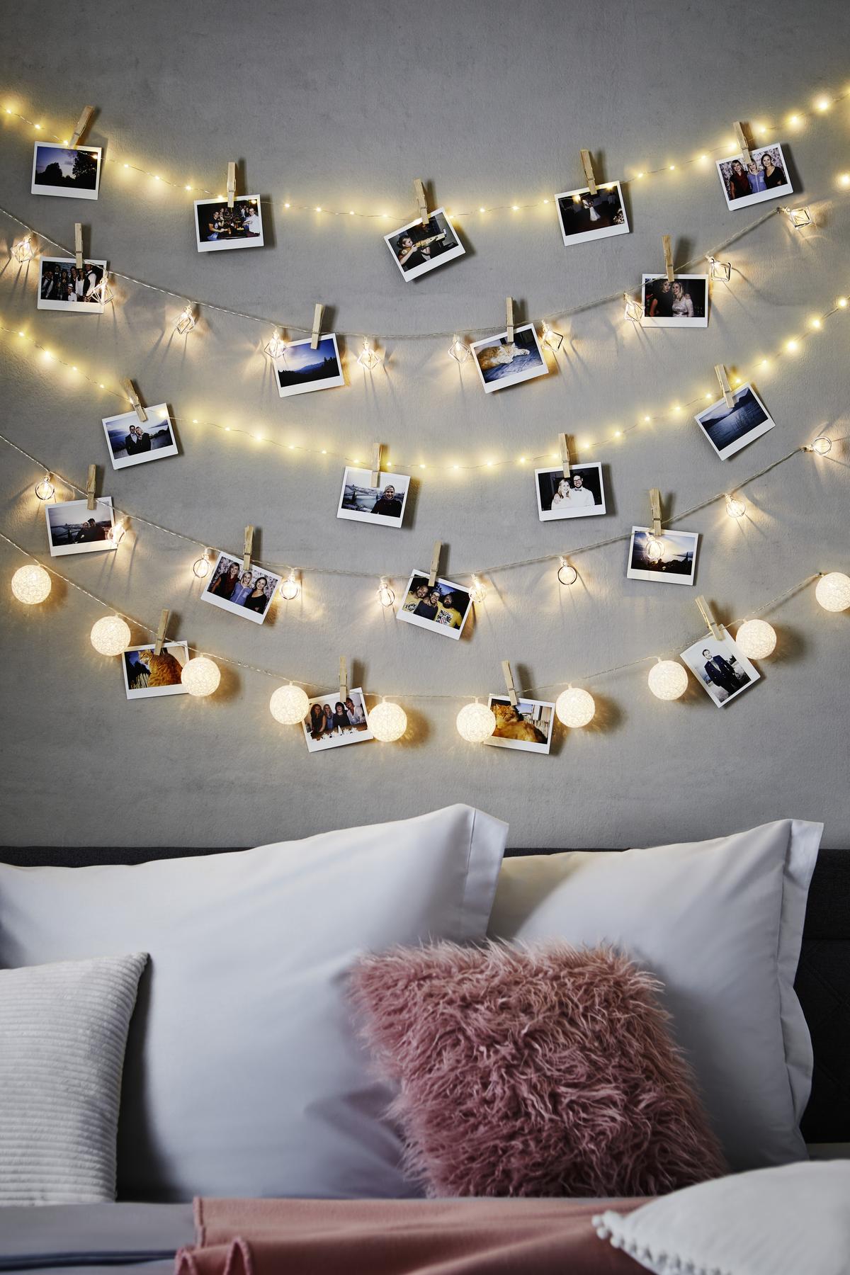Světelný řetěz Sterni 40 LED max. 0,06 Watt, 1,95 m - barvy stříbra, plast (195ml) - Mömax