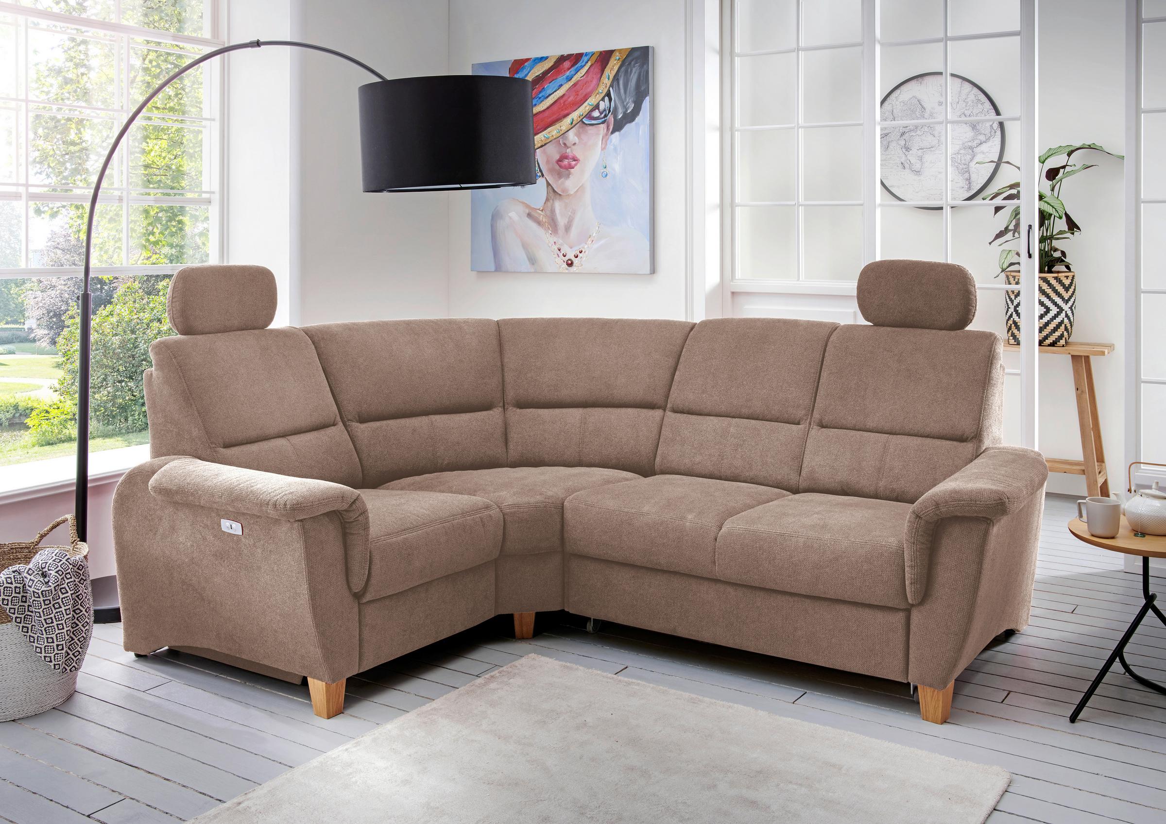 Hellbraune Eckcouch mit Kopfstützen und Relaxfunktion
