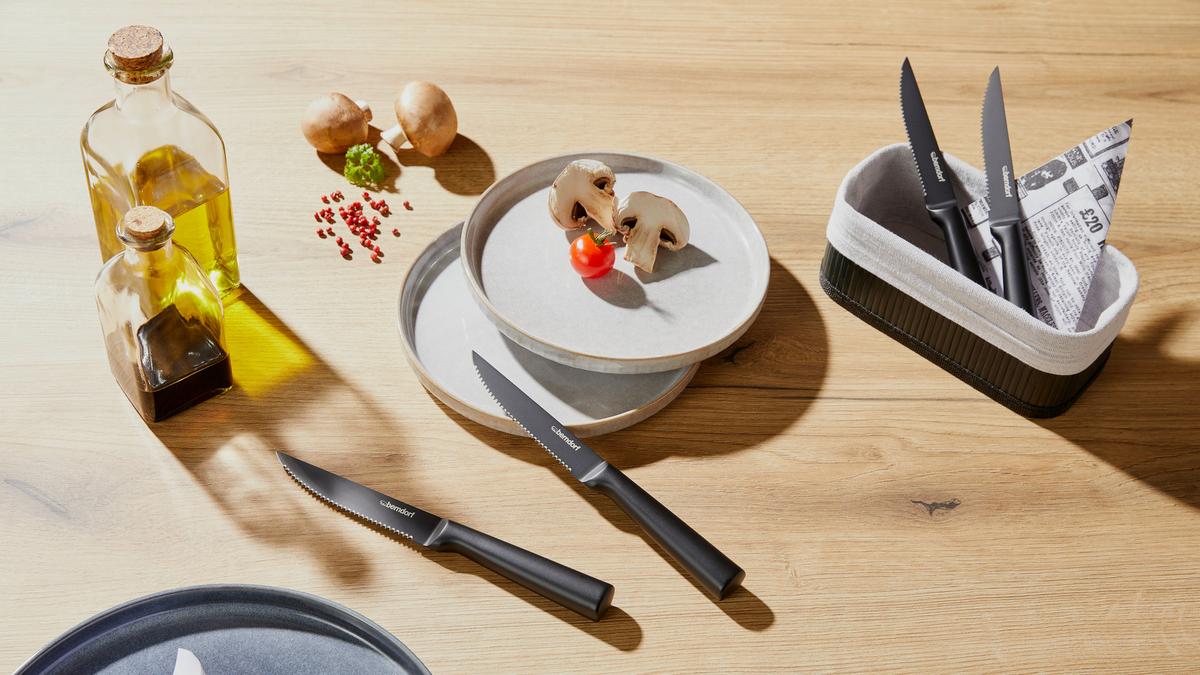 Steakmesserset Carlos - Basics (14,7/2,5/25cm)