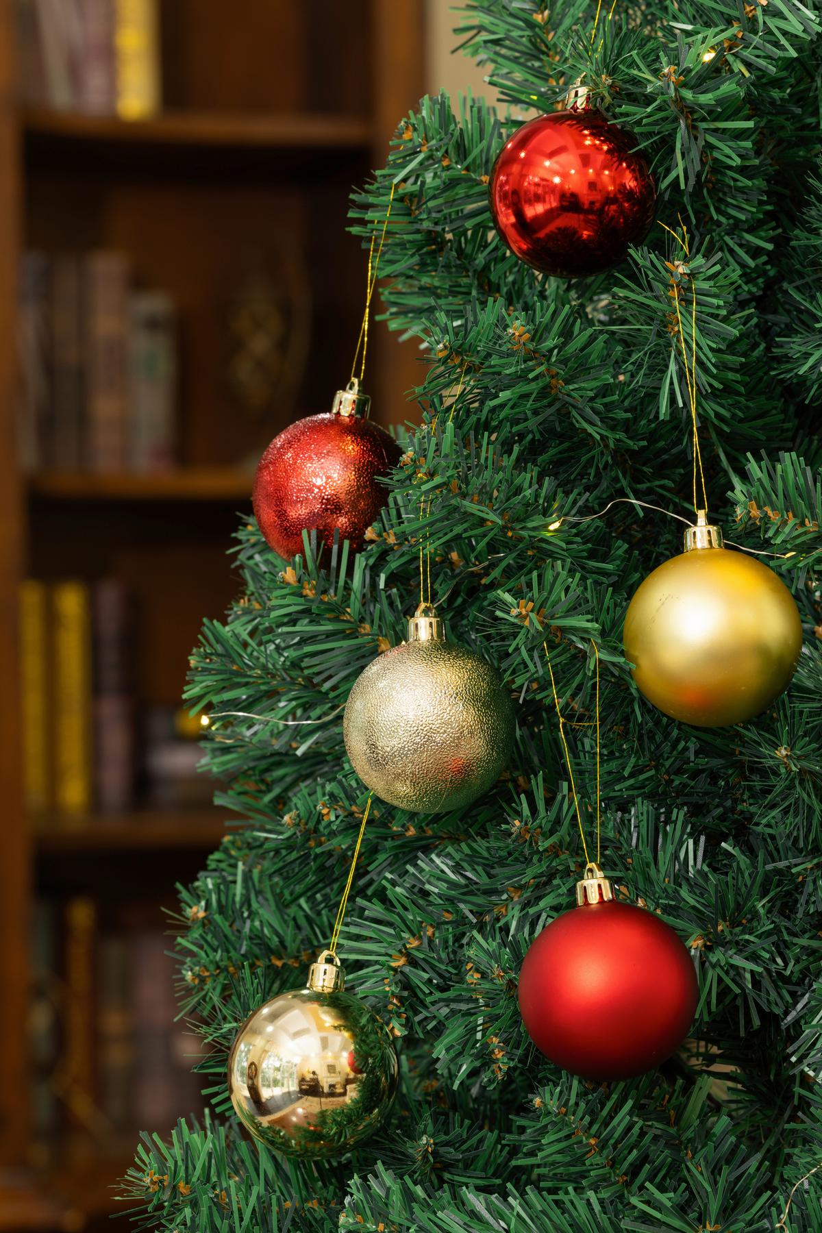 Christbaumkugel-Set Daria - Goldfarben, KONVENTIONELL, Kunststoff (6cm) - Luca Bessoni