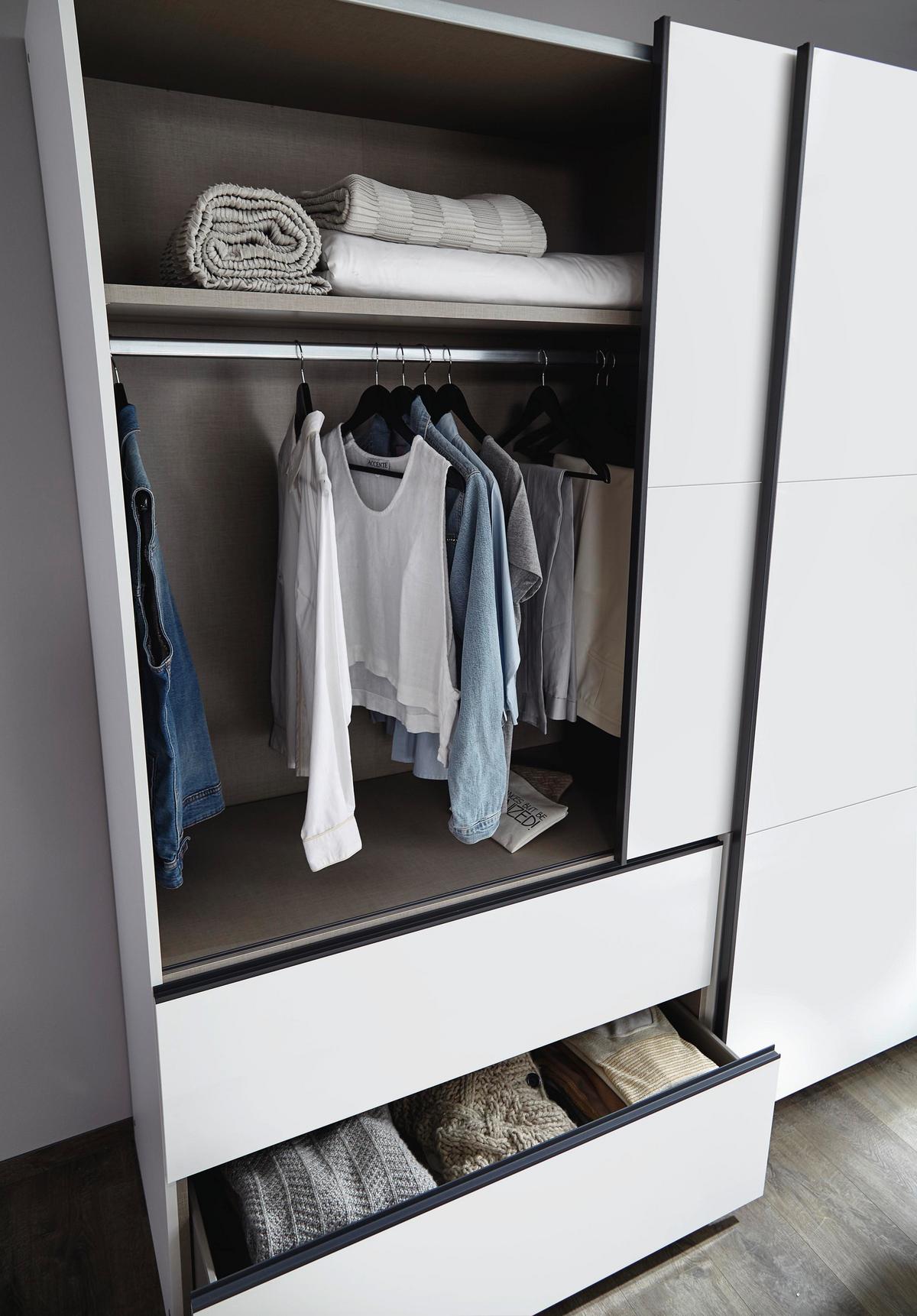 Schwebetürenschrank Stoke Weiß B: 175 cm - Weiß, MODERN, Holzwerkstoff (175/210/59cm) - Rauch Möbel