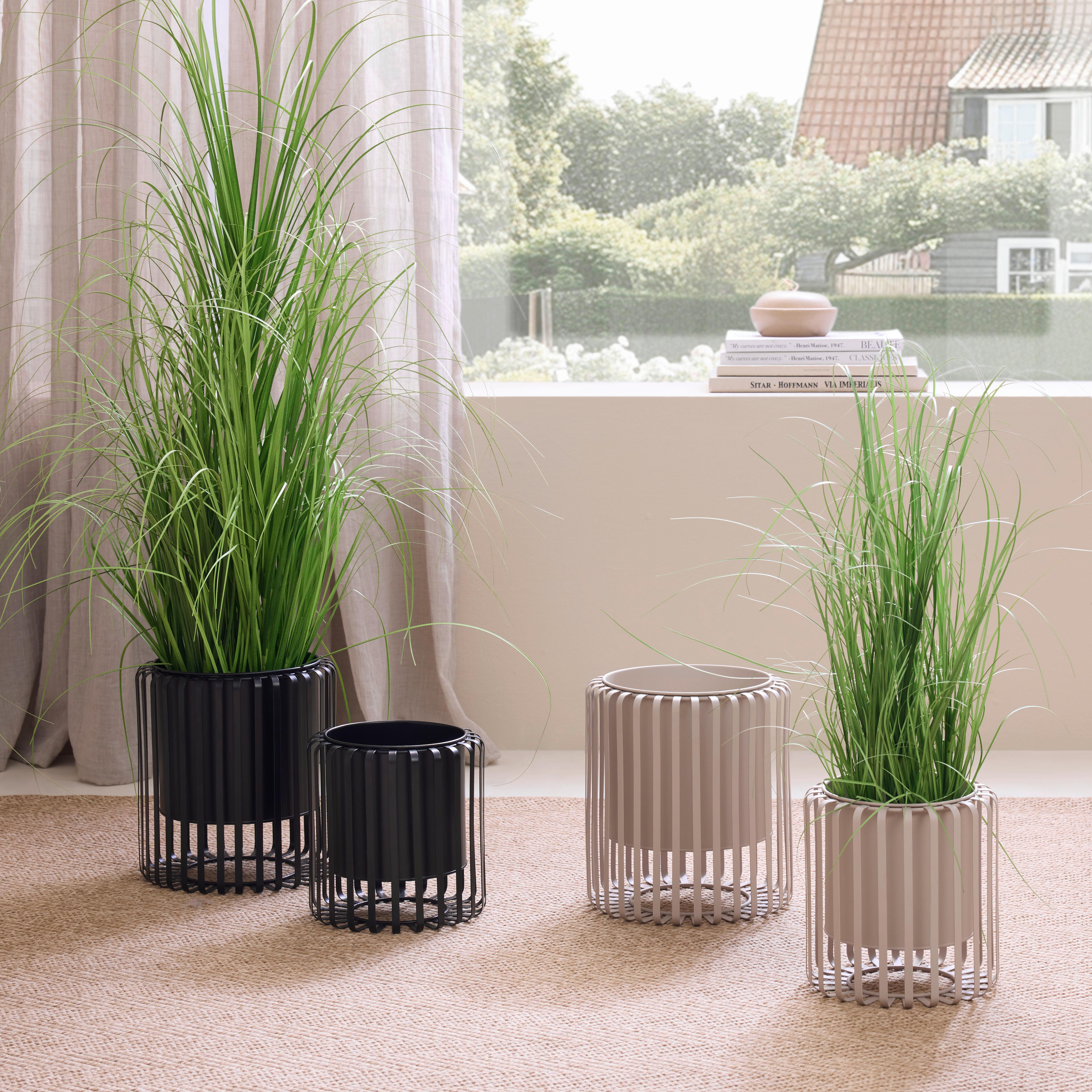 Črepník RIO - čierna, kov (22,8cm) - Mömax