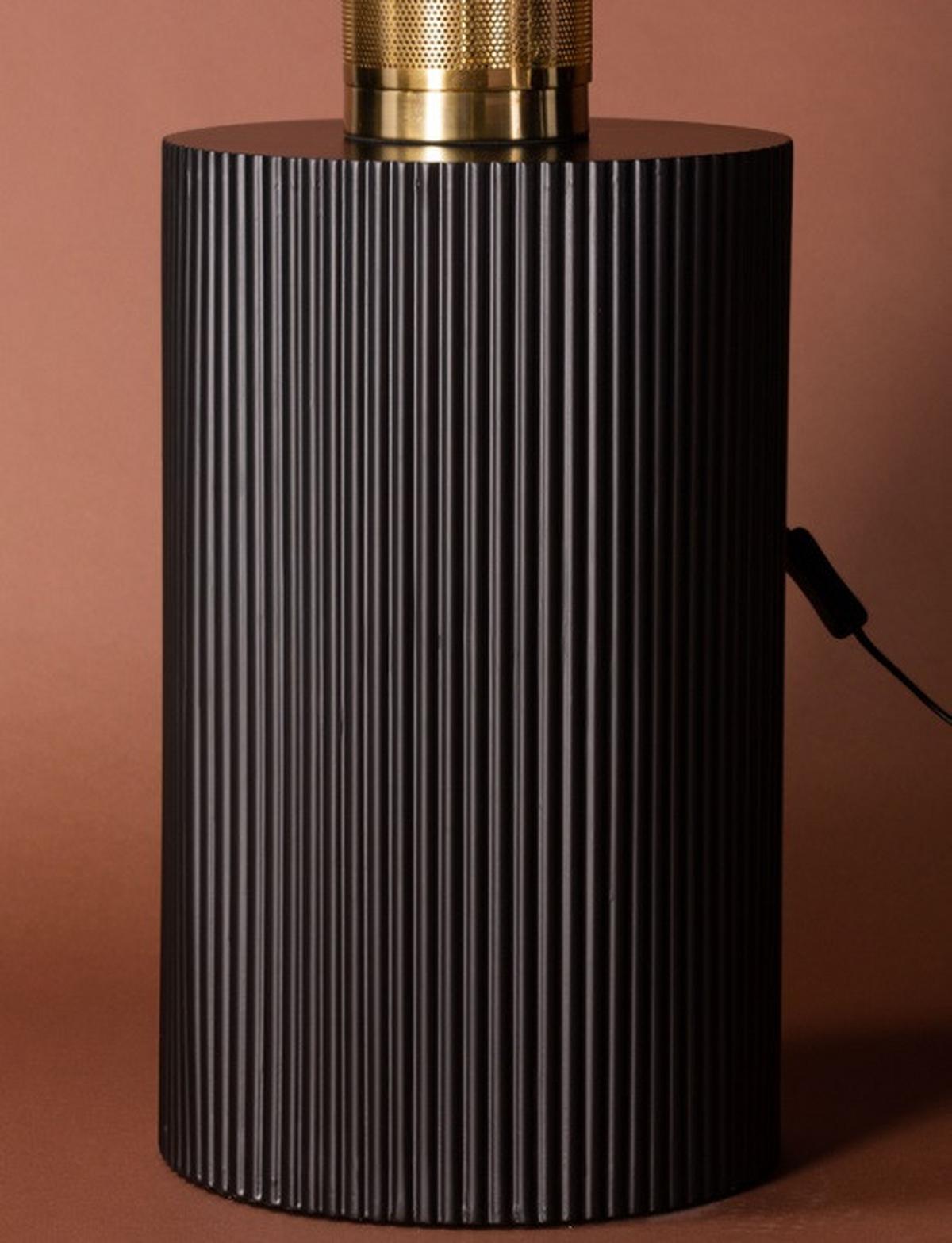 Beistelltisch Lenox - Schwarz, Design, Holzwerkstoff (30,5/30,5/50cm) - Livetastic