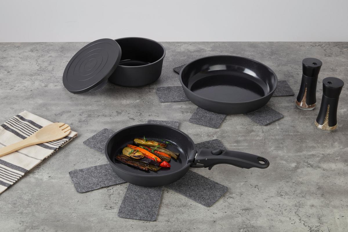Sada hrncov SPACE - čierna, Konventionell, kov/plast (18,20,26cm) - Mömax