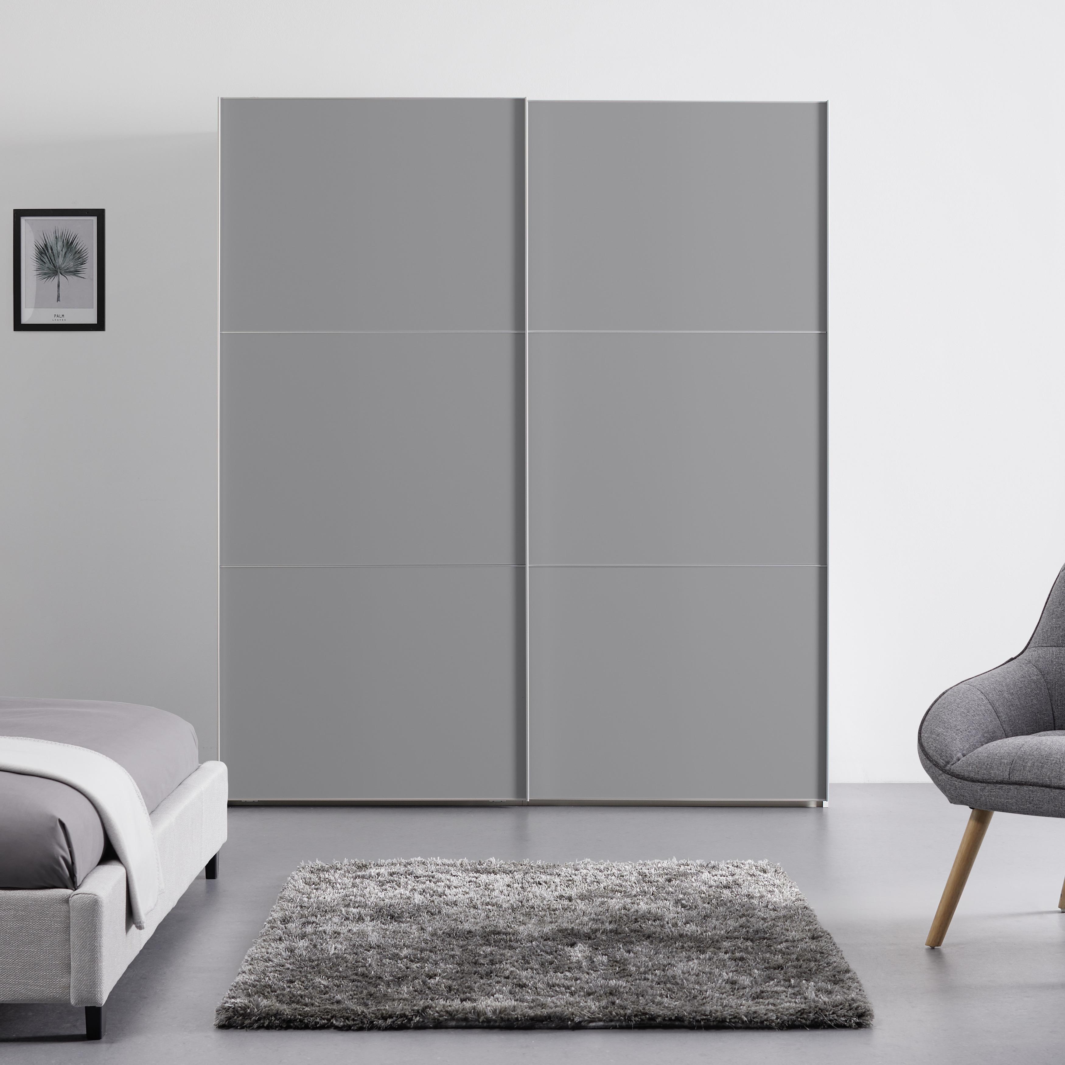Schwebetürschrank Includo Grau Zimmer