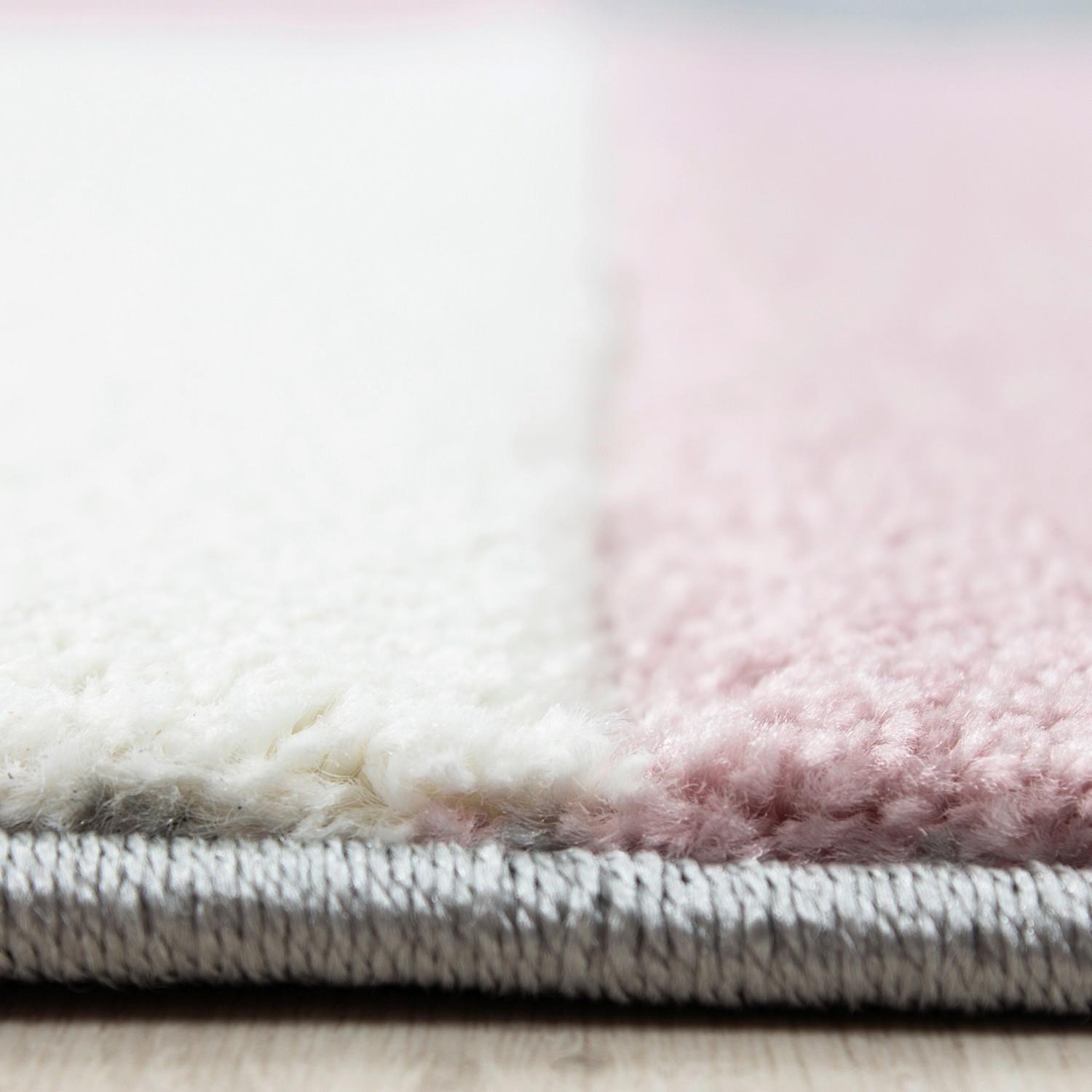 Langer weicher Teppich gut kombinierbar