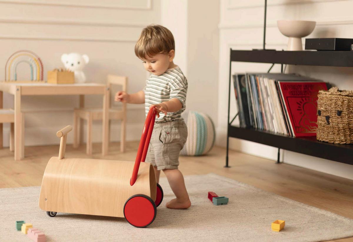 Lauflernhilfe Enzo - Rot/Naturfarben, Basics, Holz (L 47 cm/B 31 cm/H 45 cmcm) - Pinolino