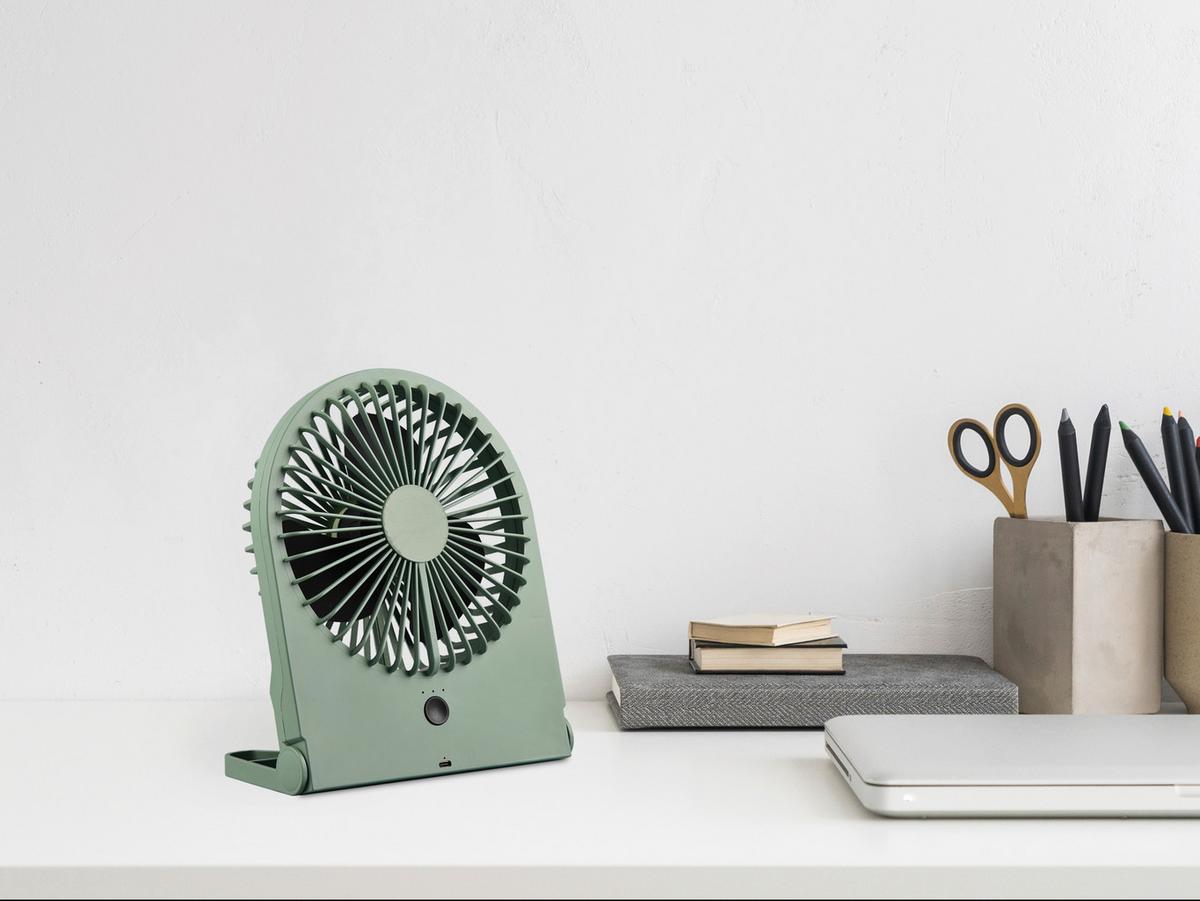 Tischventilator Breezy Grün B: 10,5 cm - Grün, KONVENTIONELL, Kunststoff (19/10,5/23cm)