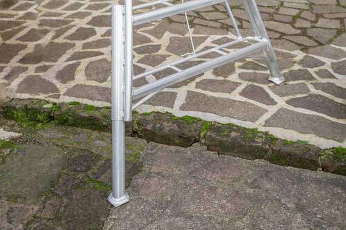 Leiter 3-Holm-Gartenleiter 270cm - Silberfarben, Basics, Metall (210/270/127cm)
