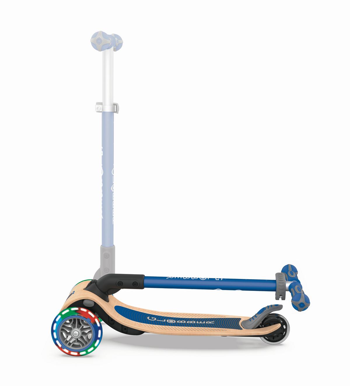 Kinder-Dreiradscooter Globber Primo, Blau, klappbar - Blau/Birkefarben, Basics, Holz/Kunststoff (56/77,5/28cm)