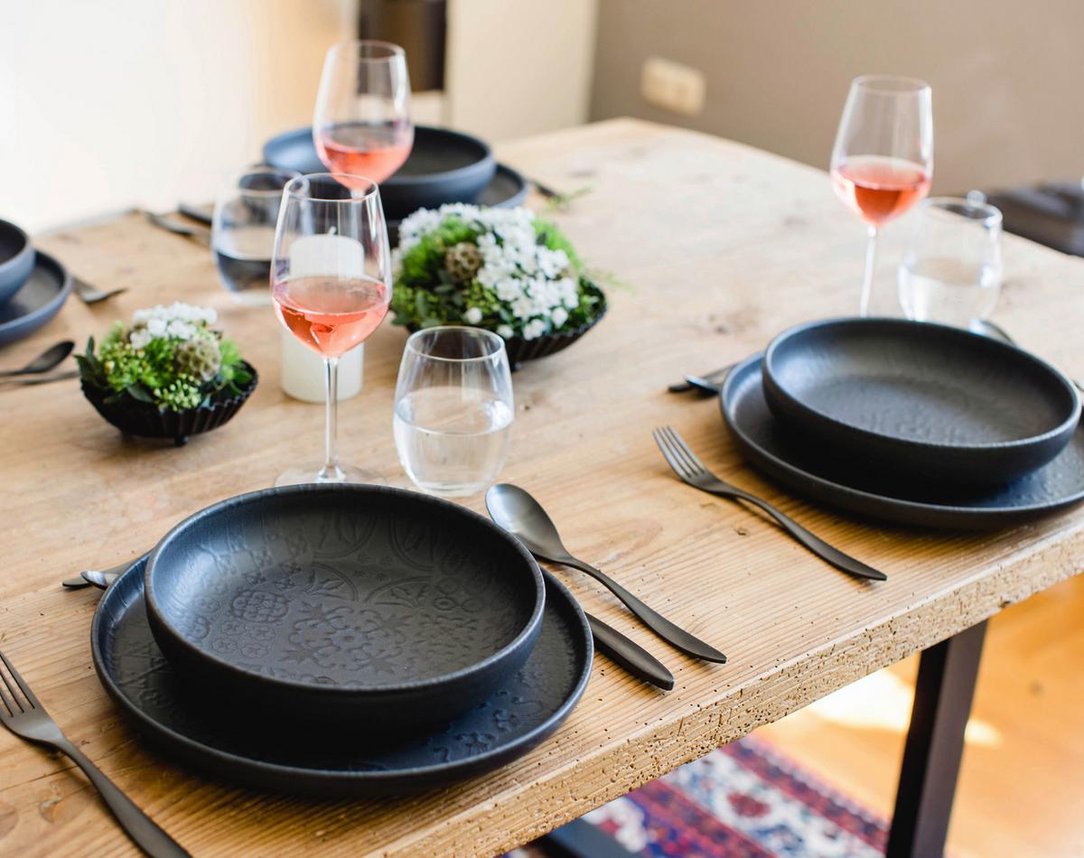 Kombiservice Steinzeug Schwarz 8--Teilig. - Schwarz, Basics, Keramik - Mäser