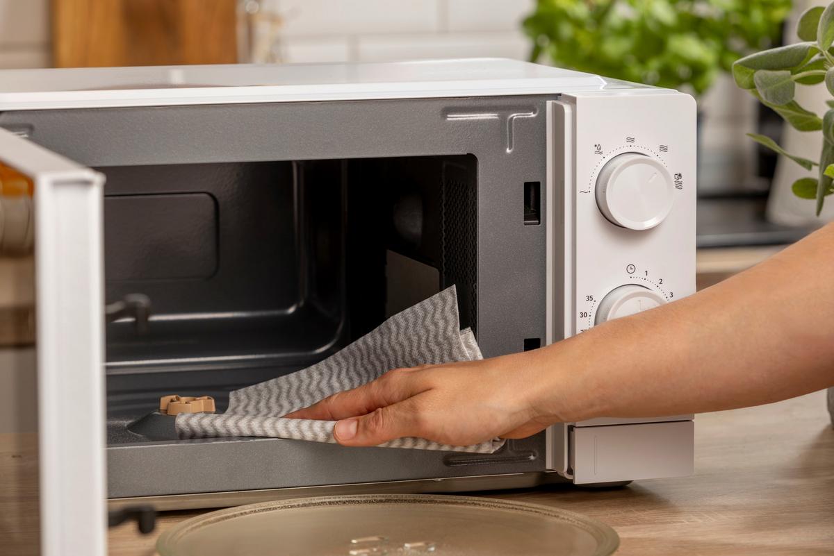 MIKROWELLE 20 Liter, 700W - Weiß, Basics, Glas/Kunststoff (44,6/24,2/35,2cm) - Gorenje