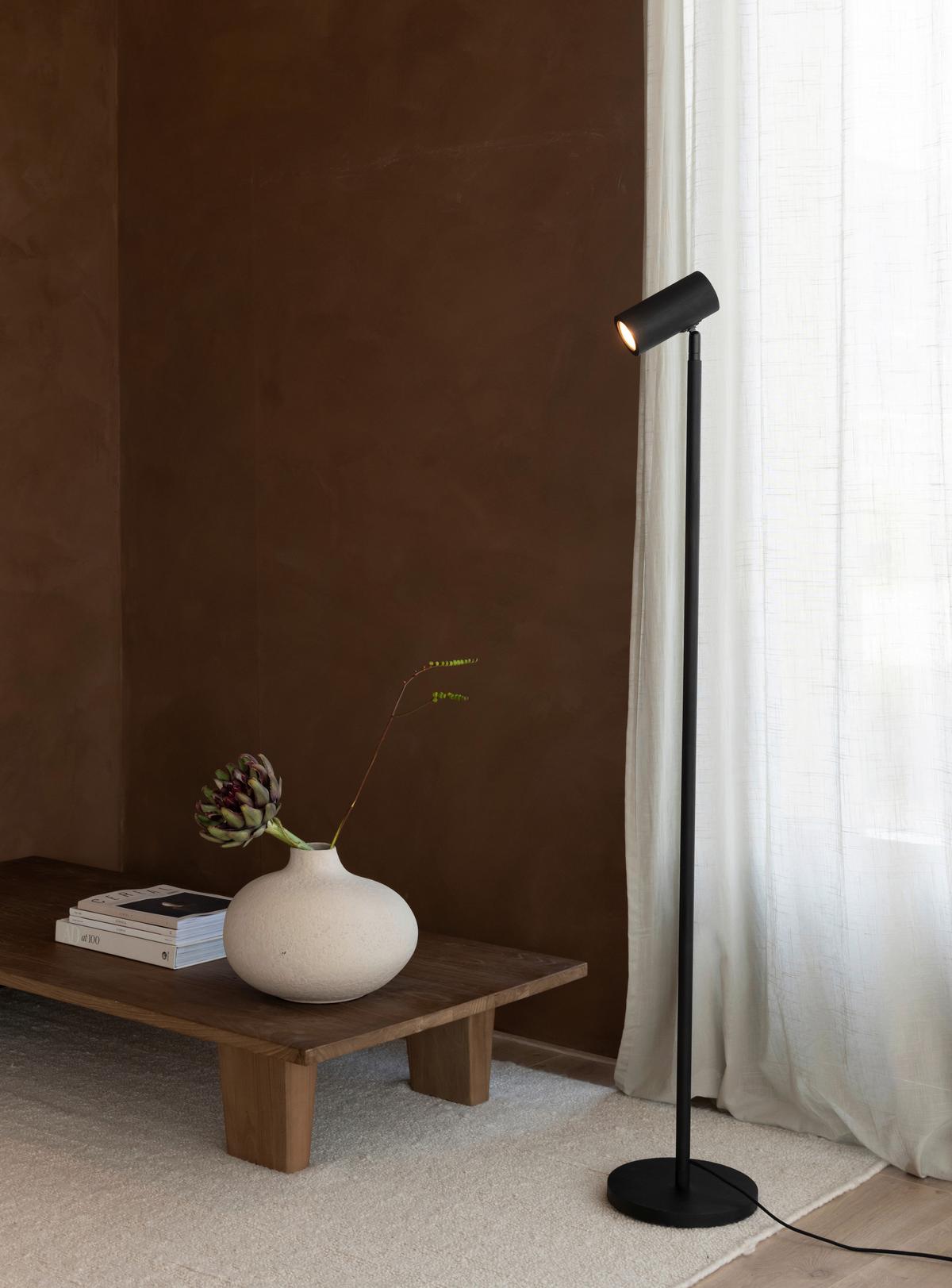 Stehleuchte Java - Schwarz, Basics, Naturmaterialien (25/25/141cm) - Good & Mojo