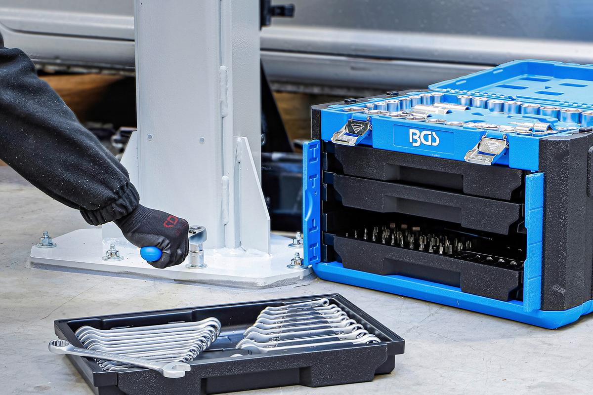 Steckschlüsselsatz Sechskant - Blau/Schwarz, Basics (53,4/32,5/36,6cm)