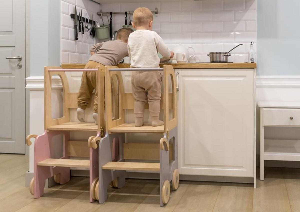 Hochstuhl Trolley aus Holz Naturfarben/Pink - Pink/Naturfarben, Basics, Holz (38/90/40cm)