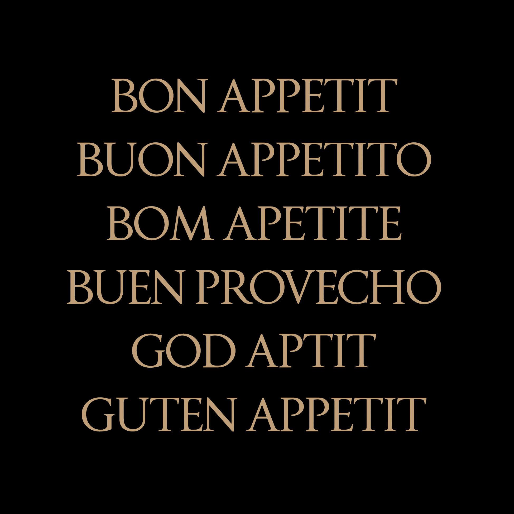 Ubrousek KAI - černá, papír (33cm)