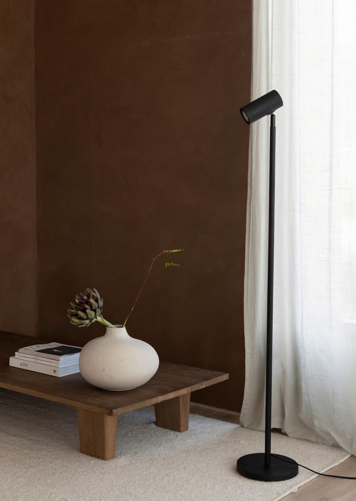 Stehleuchte Java - Schwarz, Basics, Naturmaterialien (25/25/141cm) - Good & Mojo