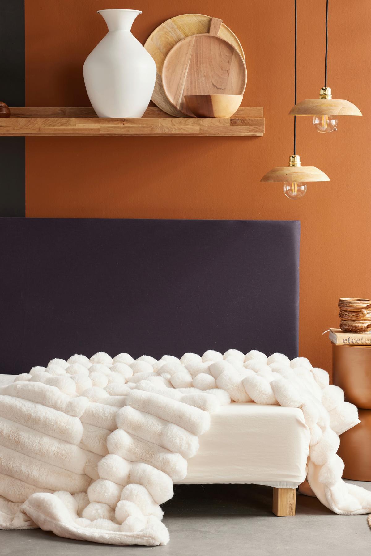 KOŽEŠINOVÁ DEKA BLANKET MOKA CREAM - bílá, textil (130/180cm)