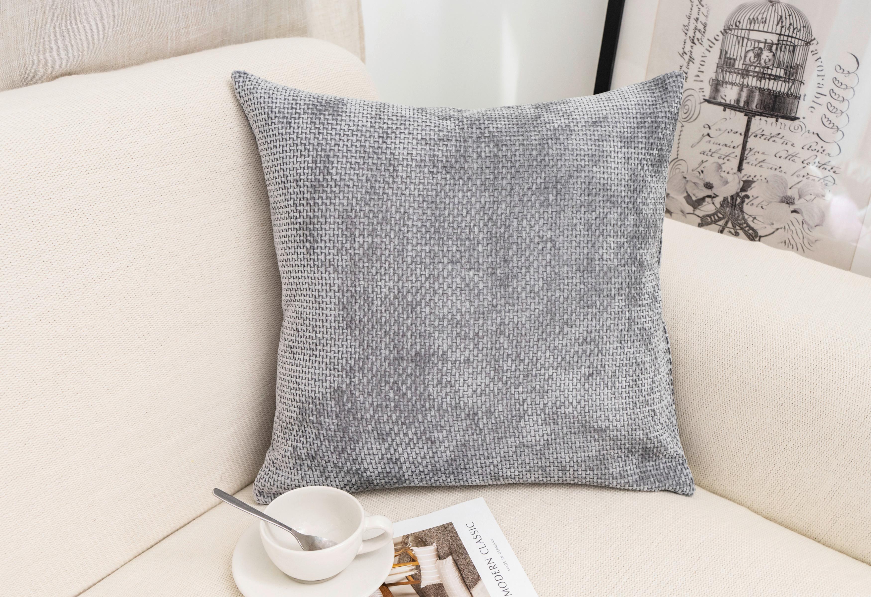 Zierkissen Riena - Silberfarben, MODERN, Textil (45/45cm) - Luca Bessoni