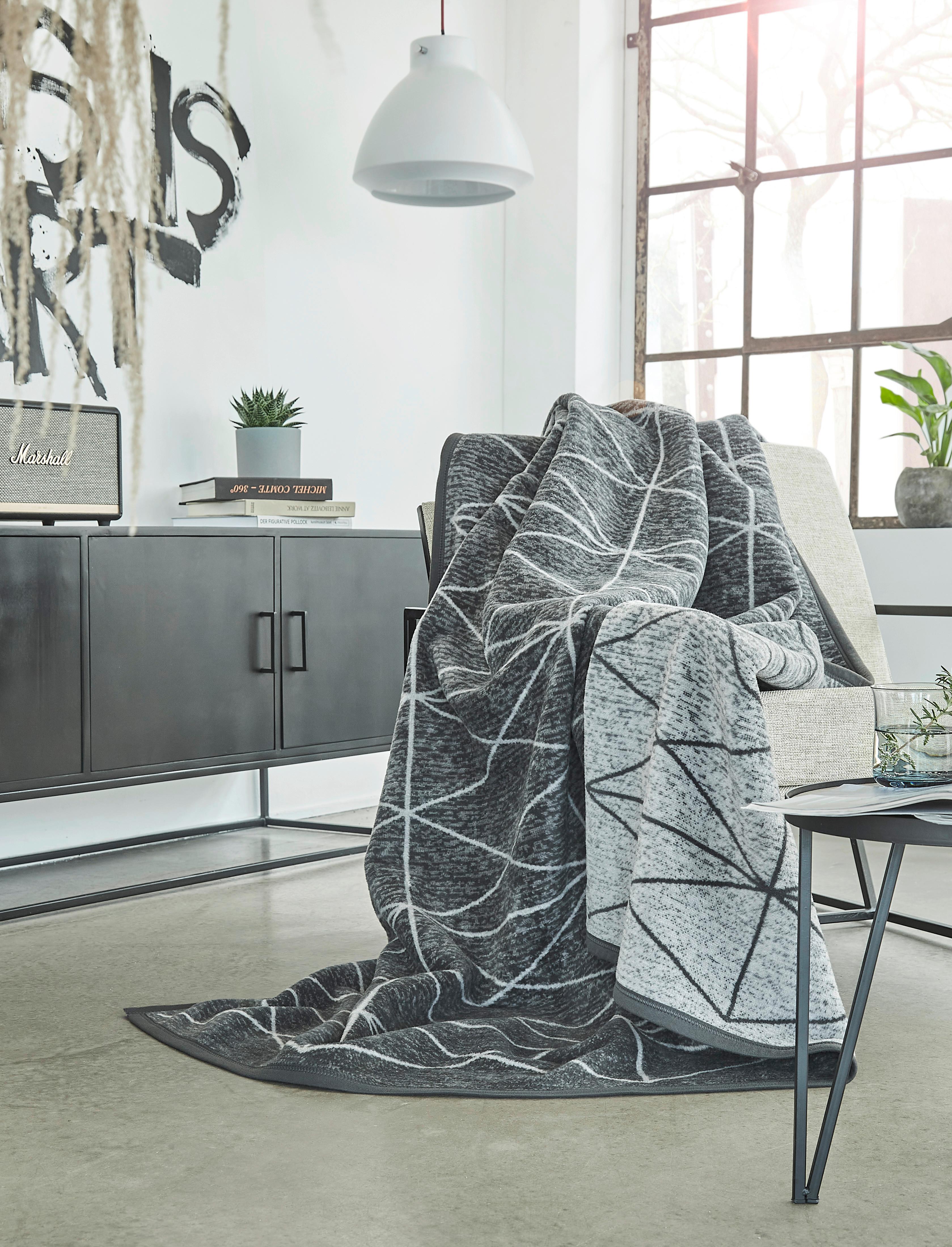 Kuscheldecke Bugatti Anthrazit 150x200 Cm Double Face - Anthrazit, KONVENTIONELL, Textil (150/200cm) - Bugatti