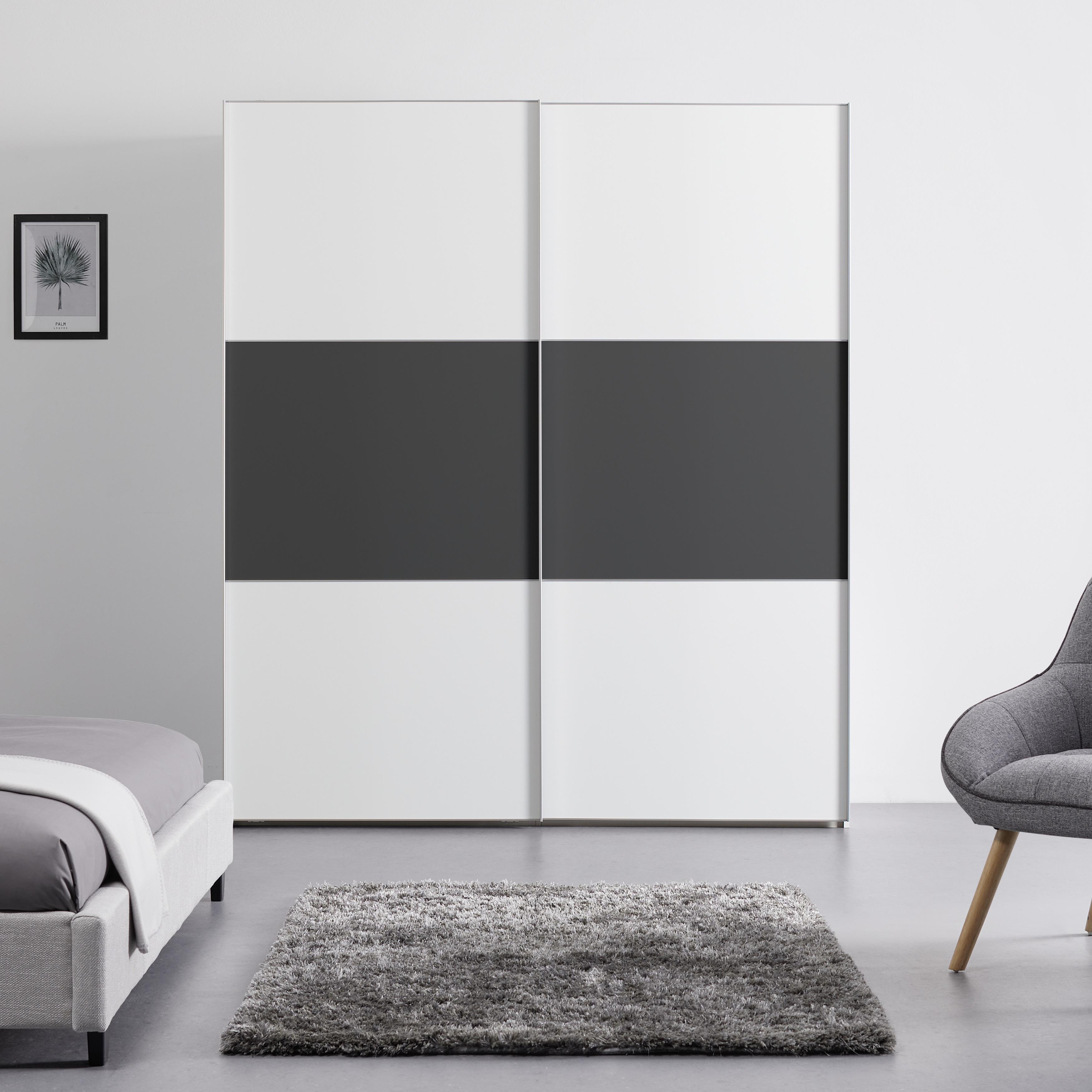 Schwebetürschrank Includo Weiß/Anthrazit Zimmer