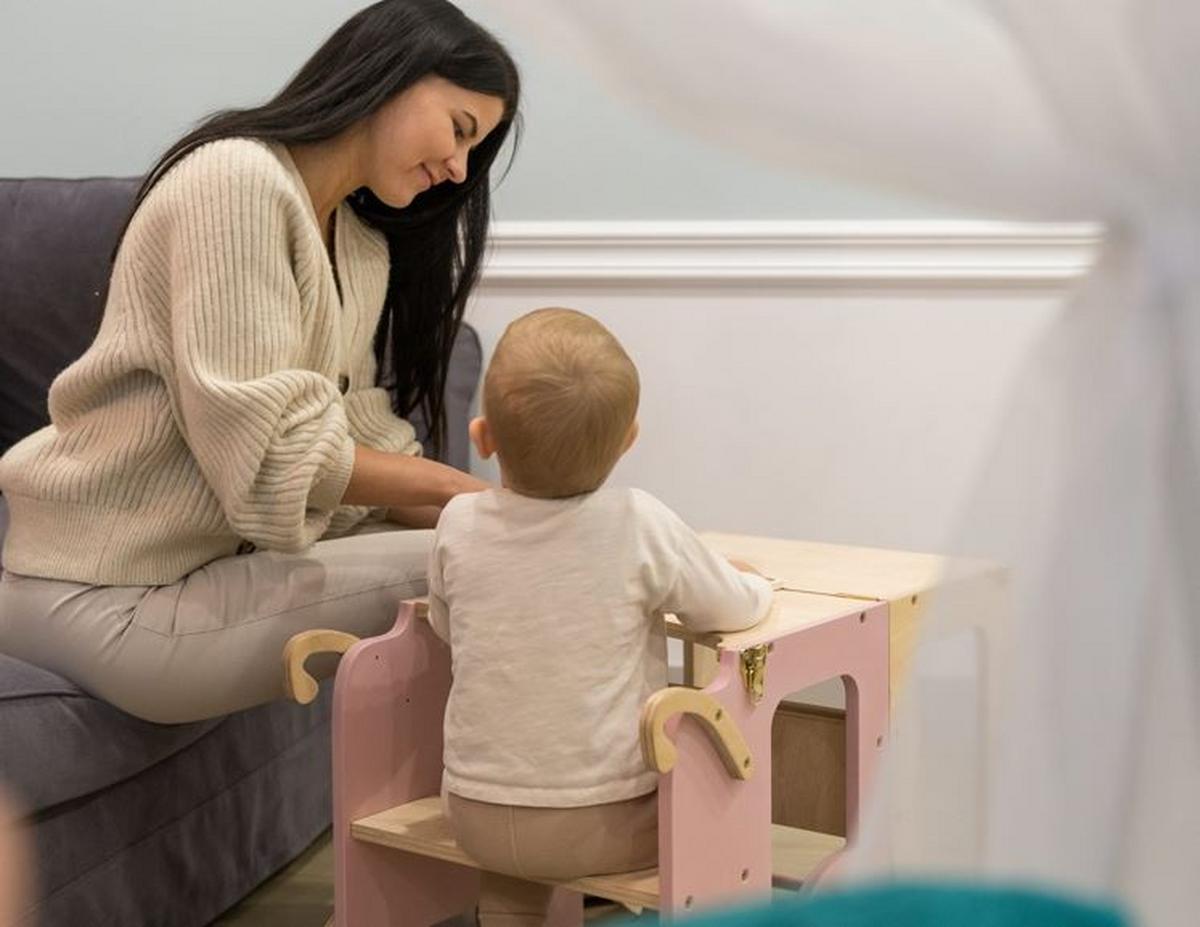 Hochstuhl Trolley aus Holz Naturfarben/Pink - Pink/Naturfarben, Basics, Holz (38/90/40cm)